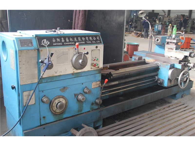 普通車床--機(jī)加設(shè)備1